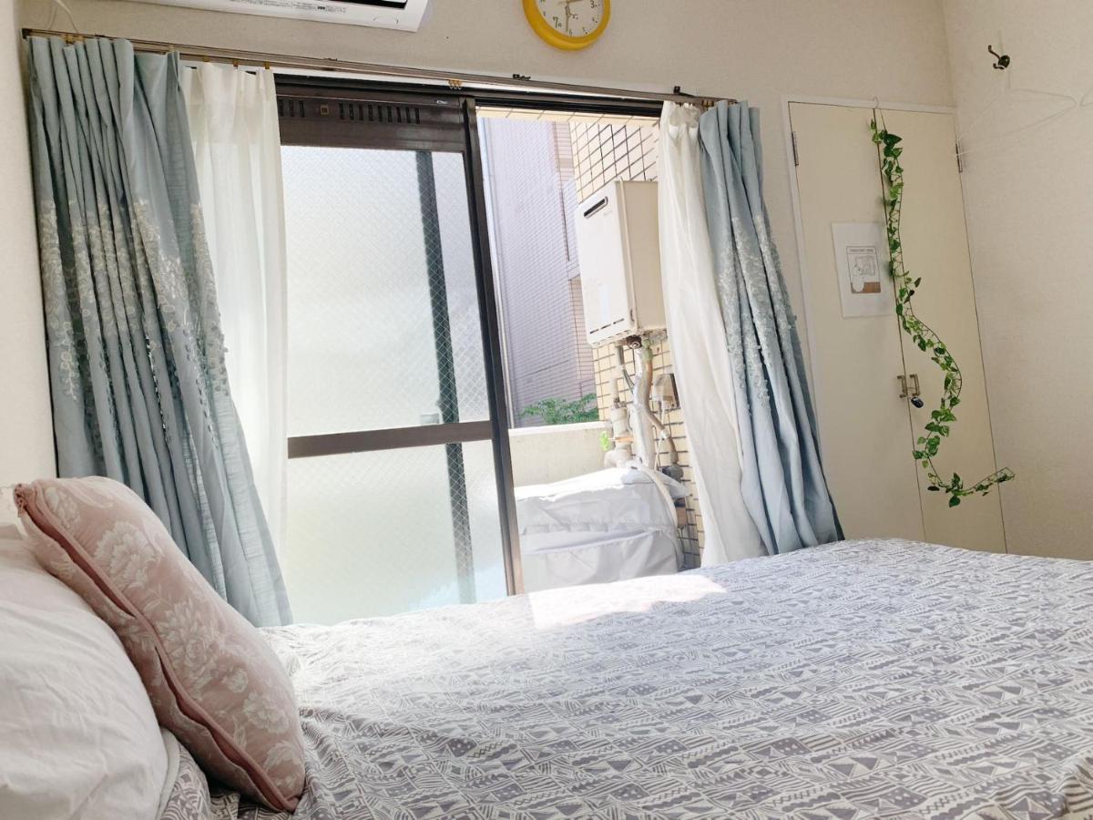 Apartment Shinjuku Residence: Nishi-shinjuku Metro Convenience